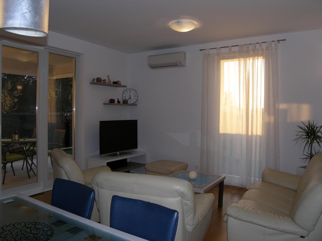 Momentum Apartment Спліт Екстер'єр фото